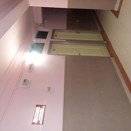 Hotel Chalukya Deluxe Kolhapur Exterior foto