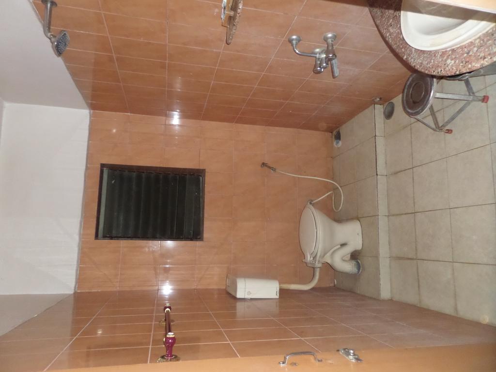 Hotel Chalukya Deluxe Kolhapur Exterior foto